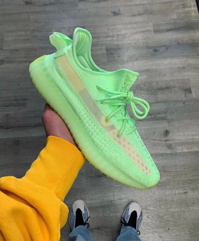 yeezy verde neon