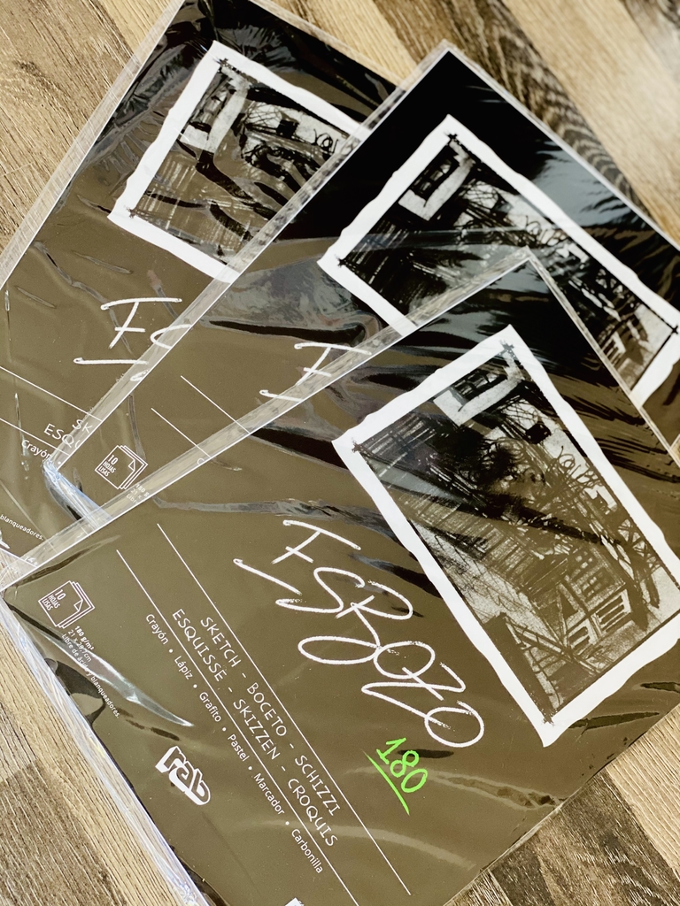 Papel para dibujo esbozo lisa A4 180gms Papel para dibujo esbozo lisa A4 180gms
