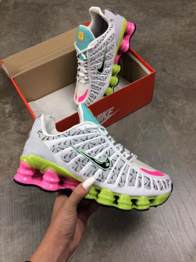 12mola branco e rosa