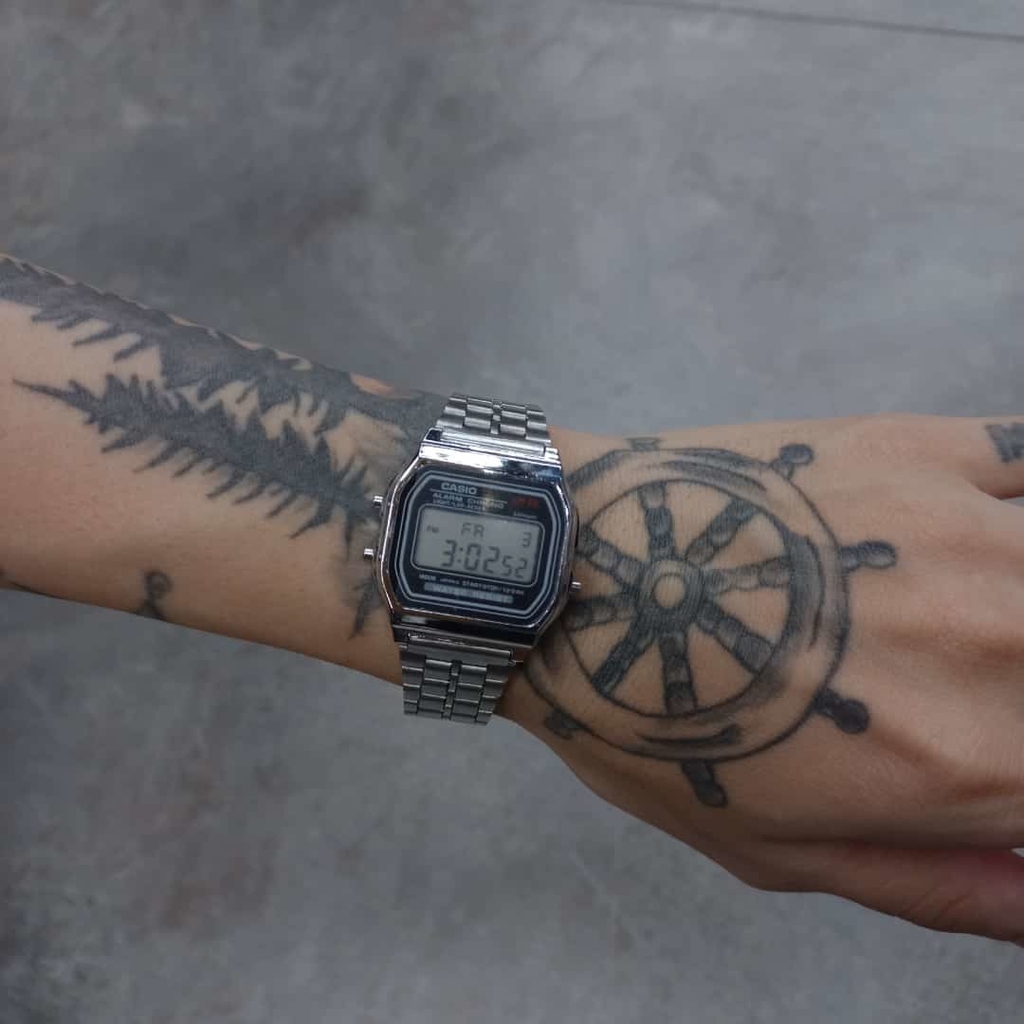 Relógio casio Vintage feminino glitter prata B640WDG-7DF em Promoção |  Ofertas na Americanas