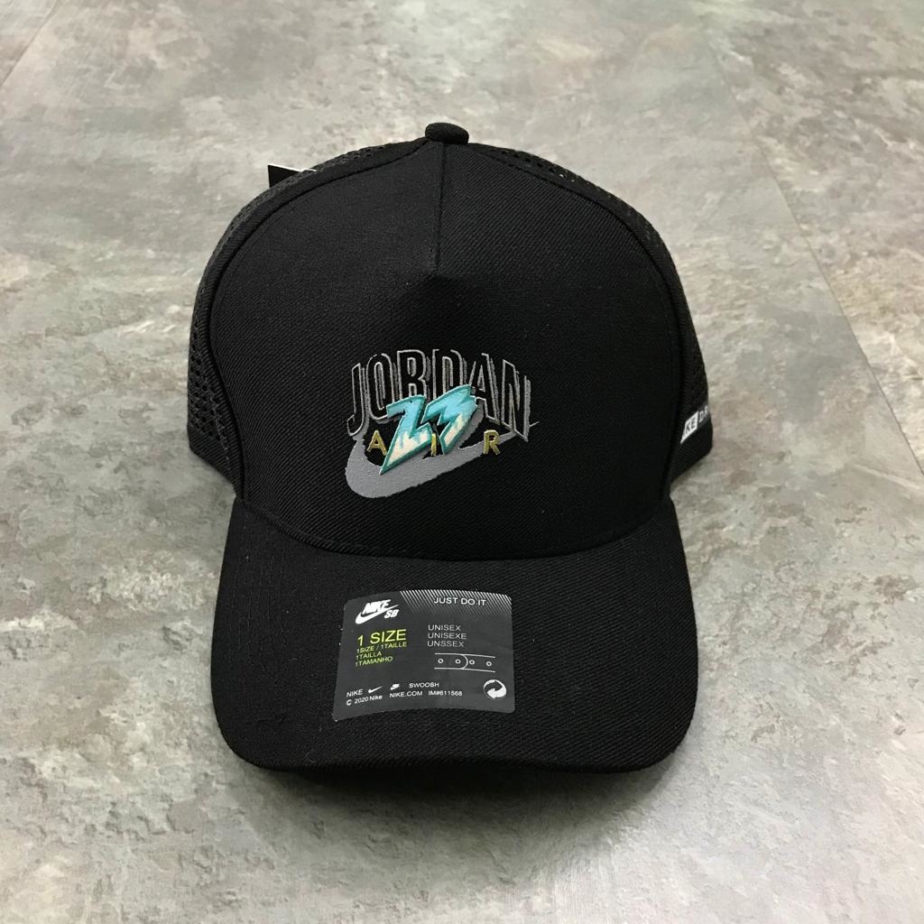boné nike jordan preto