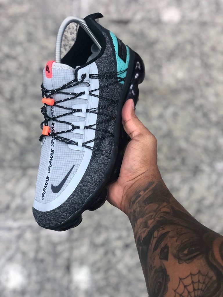nike vapormax plus 3.0