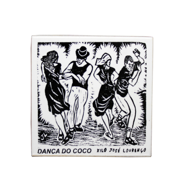 Xilogravura Dança do Coco em azulejo de José Lourenço – pq