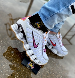 nike shox bege