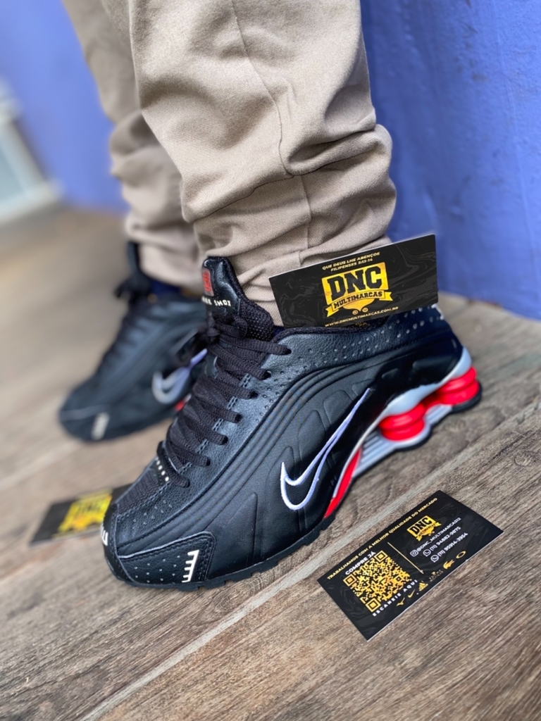 nike shox r4 prata e vermelho