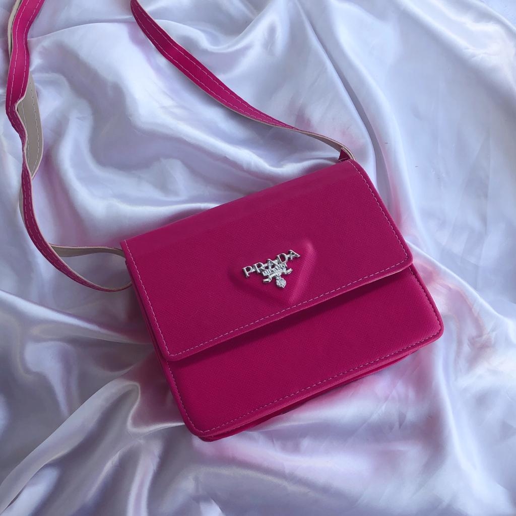 pink bolsas for women