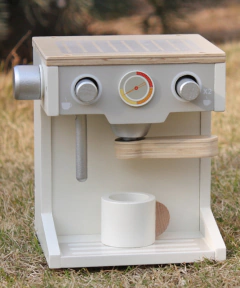 Máquina de Café de madera - Isatina