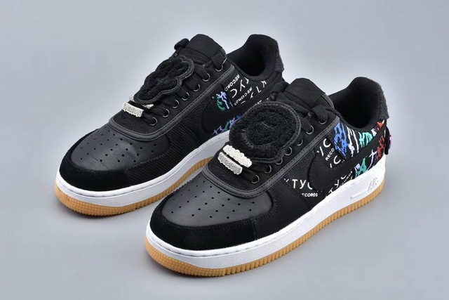 x Travis Scott ''Astroworld Black 