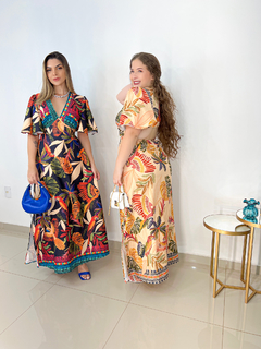 Vestido Feminino Longo com Detalhe de Abertura nas Costas - comprar online
