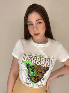 T-shirt Feminina Leopardo na internet