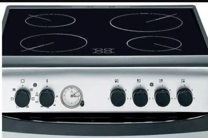 Cocina Eléctrica ARISTON A6V530 (X)