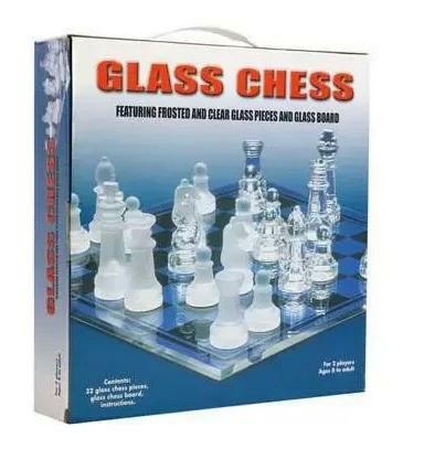 Jogo de xadrez em vidro.  Xadrez jogo, Tabuleiro de xadrez, Jogo