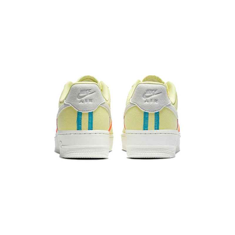 ZAPATILLAS NIKE AIR FORCE 1 LOW '07 LX COLOR AMARILLO