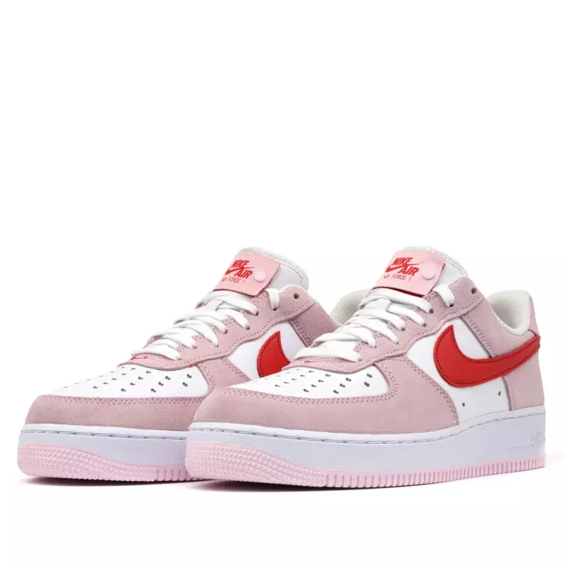 ZAPATILLAS NIKE AIR FORCE 1 LOW GAMUZA COLOR ROSA