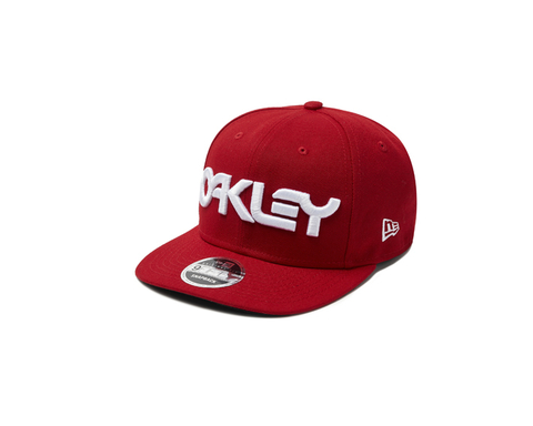 gorra oakley roja