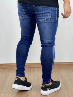 Calça Jeans Super Skinny Destroyed Splash Jay05 - Jay Jones na internet