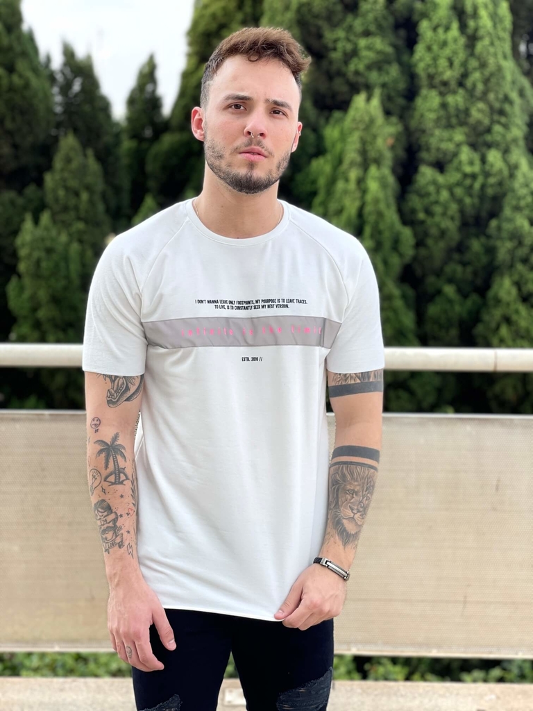 camiseta off white refletiva