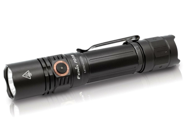 Lanterna Fenix Pd35 V3.0 1700lm 357m Bateria Usb-c