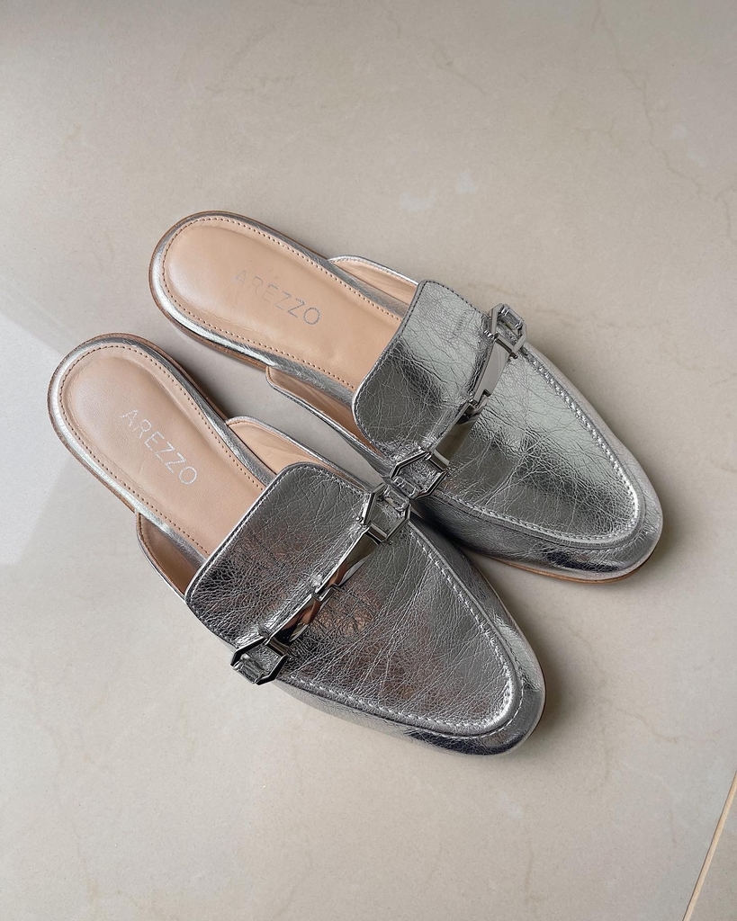 Mule Metal Shine Prata Arezzo - Comprar em La Garde