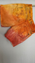 Shorts jeans estilo bermuda tie dye laranja cintura alta