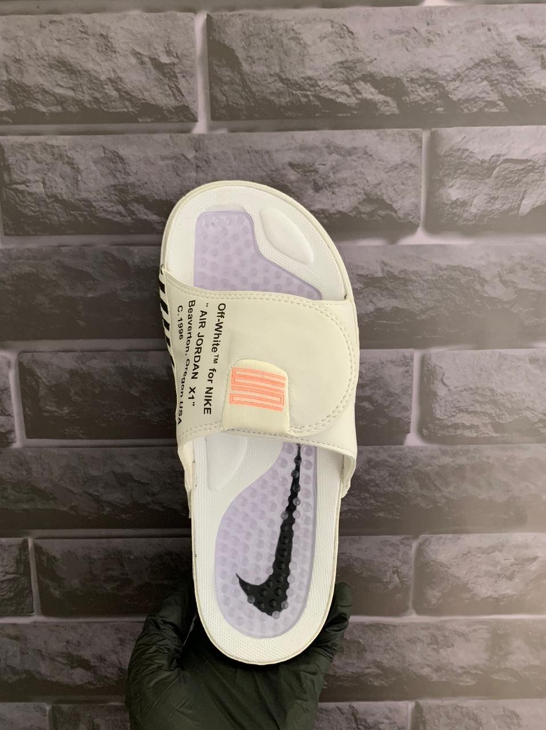 chinelo jordan branco