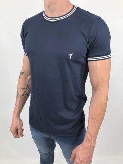 Remera VKM Trims - comprar online