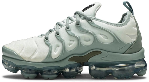 vapormax plus rocket pop
