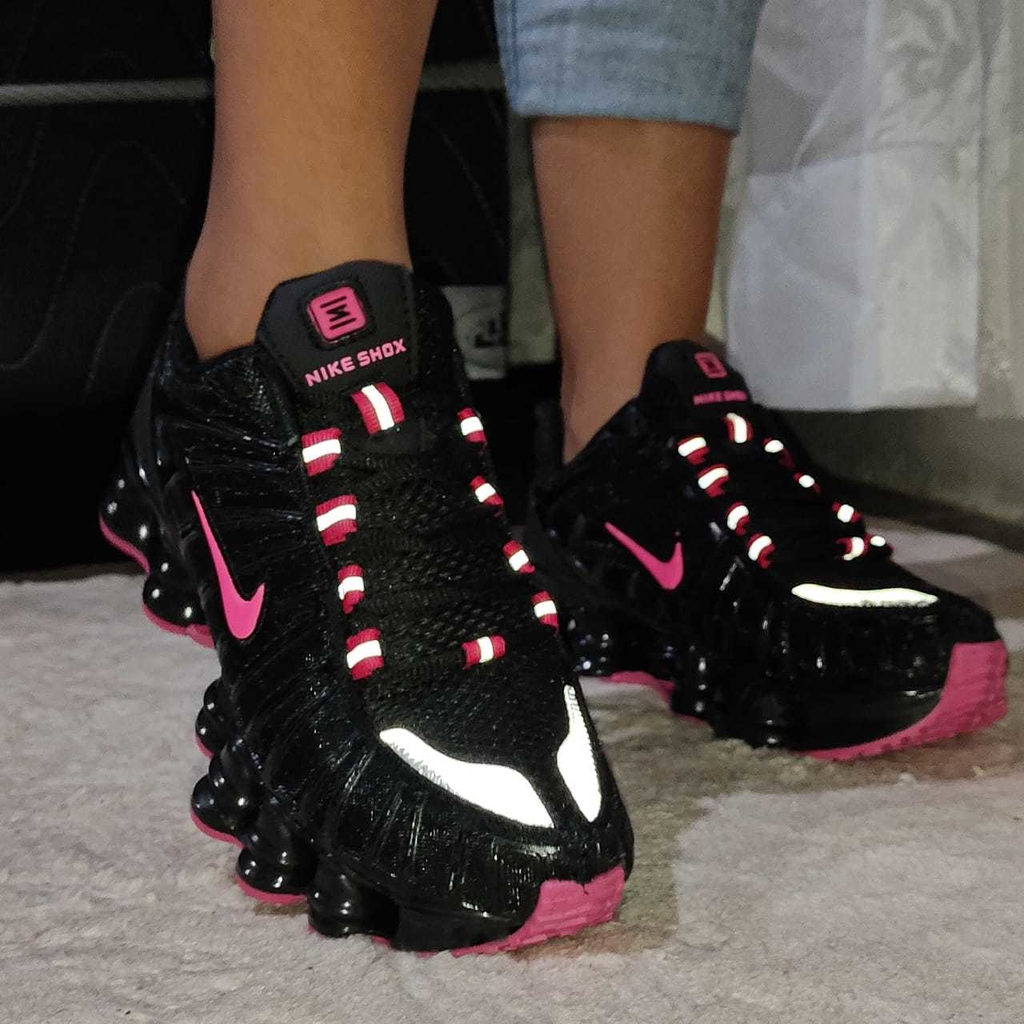 nike shox preto e rosa feminino