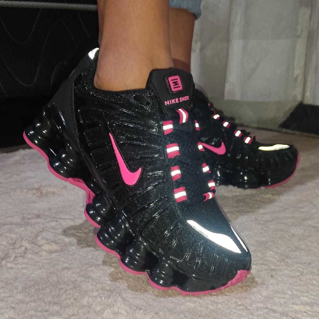 Tênis Nike Shox TL Feminino Preto com Rosa - NF Shoes