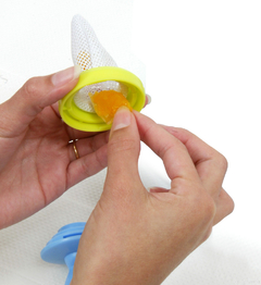 Imagen de Chupete Para Fruta Nuby The Nibbler AZUL-ROJO