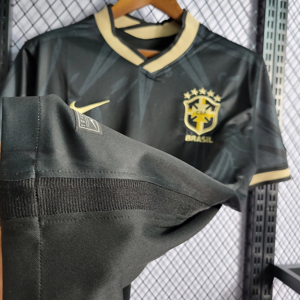 Camisa Nike Brasil 2022/23 - Conceito Preta + Dourado