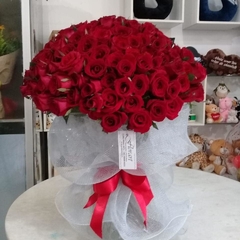 Ramalhete com 150 rosas