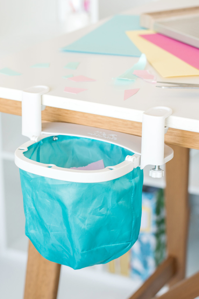 We R Memory Keepers Desktop Dustbin A PEDIDO