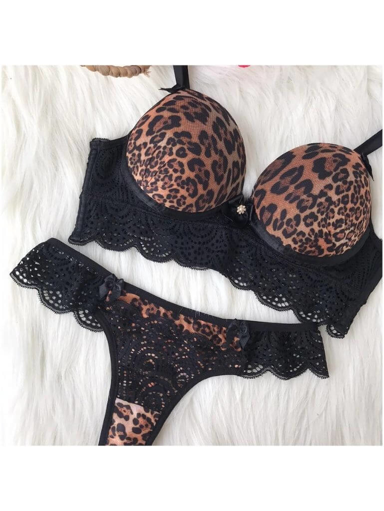 Conjunto com bojo animal print, onça - Flor de Mulher Moda Íntima