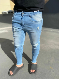 14102.686 - Calça jeans bainha desfiada - comprar online