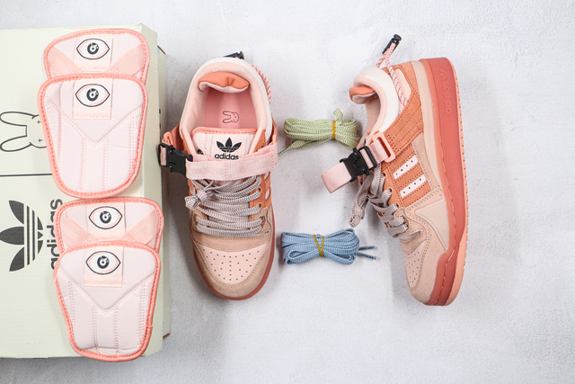 adidas de bad bunny pink