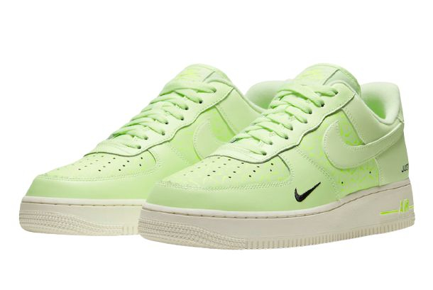 tenis air force 1 neon