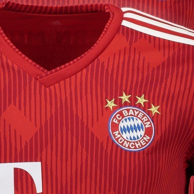 camisa do bayern vermelha