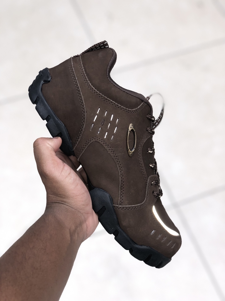 Oakley Thoros Marrom - Comprar em Mandella Shoes