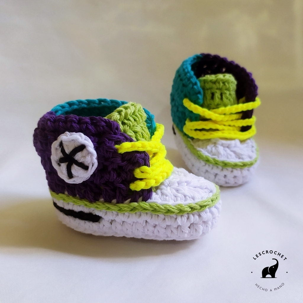 Botitas All Star Violeta - Comprar en Lescrochet