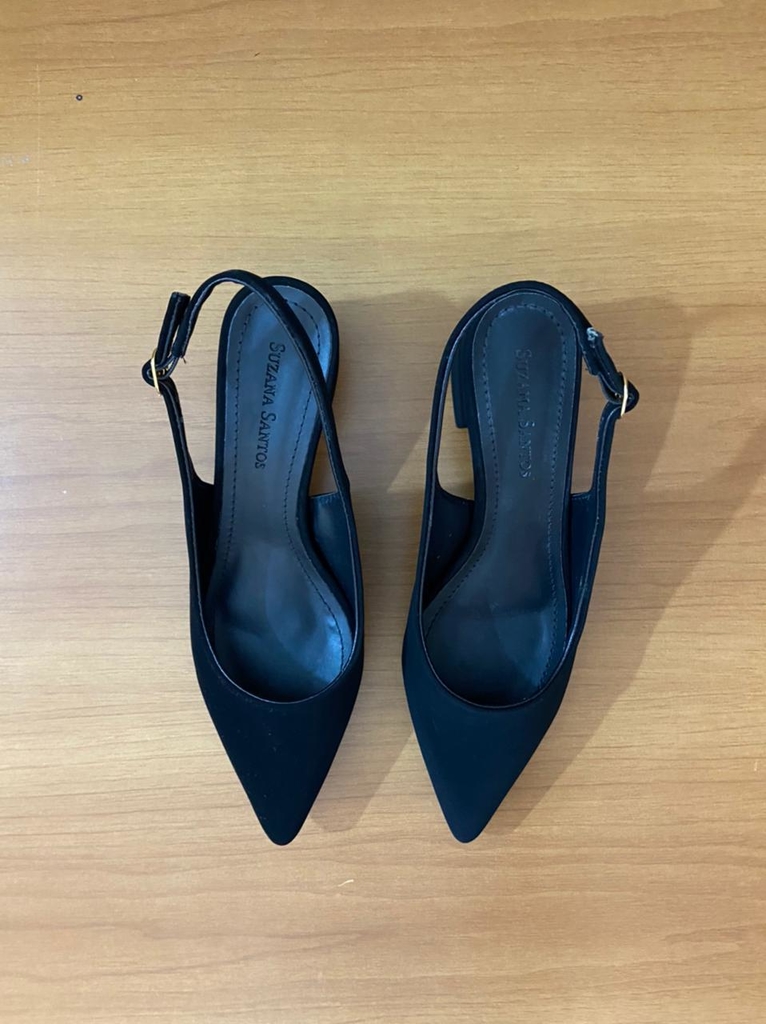 Sapato Chanel Bicolor Preto e Bege Tam. 39 - Peguei Bode