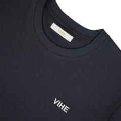 CAMISETA NATURE BLACK na internet