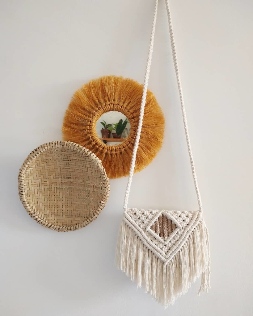 wall hanging bolsa