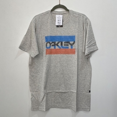 Camiseta Oakley Off White - GG