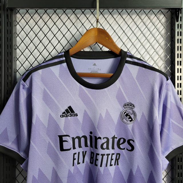 Camisa do Real Madrid II 22/23 Torcedor Adidas Masculina - Roxo
