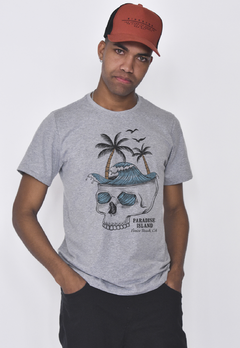 Camiseta Masculina Estampada - Ilha da Caveira