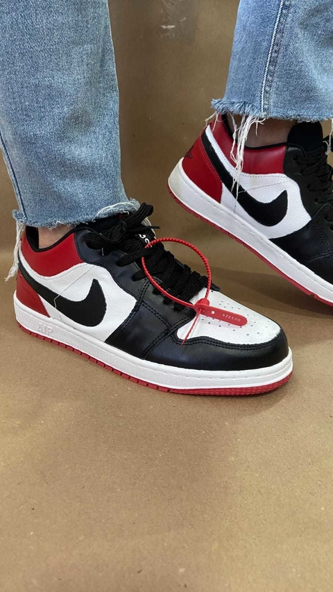 jordan low marrom