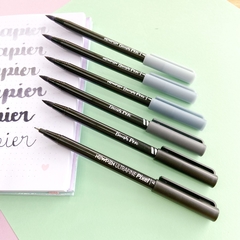 Caneta Brush Pen - Tom de Cinza Caneta Brush Pen - Tom de Cinza
