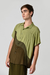 Camisa com recorte em ondas Ravi Green Colors - comprar online