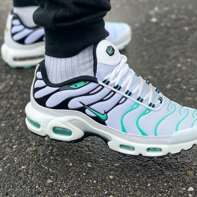 AIR MAX PLUS TN - Buy in Outlet Imports Shoes